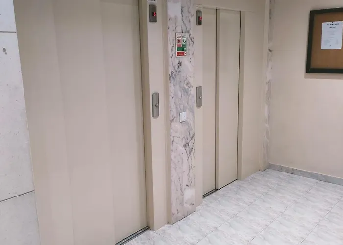 Welkome Estadio T2 *